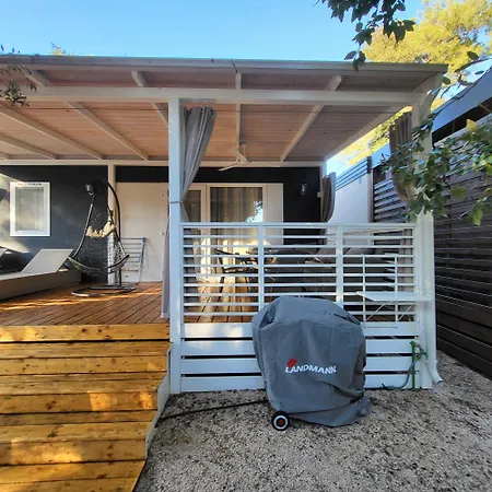 Mobile Noa Resort *