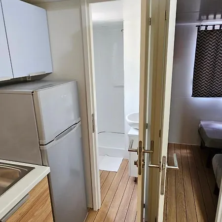 Mobile Noa Курортный комплекс Биоград-на-Мору